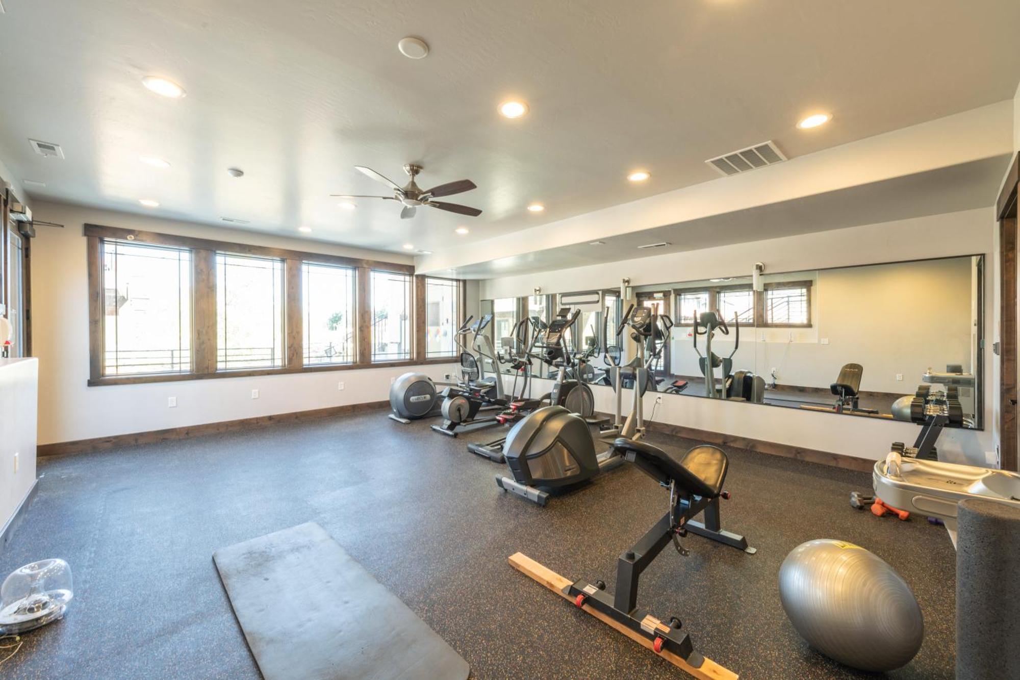 Blackstone Luxury 2Br, Walk To Skiing At Cabriolet, Mountain View, Shared Pool And Hot Tub, Gym Парк Сити Екстериор снимка